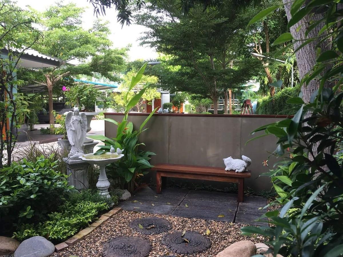 Hotel Bann Vimansamutr Petchaburi Esterno foto
