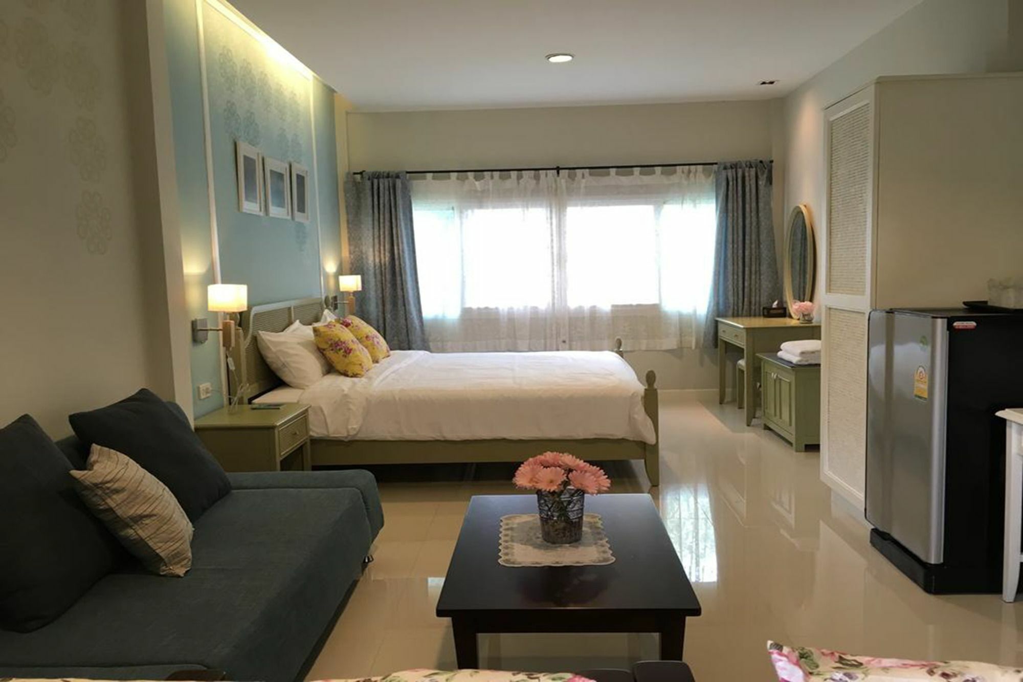 Hotel Bann Vimansamutr Petchaburi Esterno foto